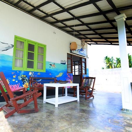 Albergue Bluefin Adventure And Deep Sea Fishing Hikkaduwa Exterior foto