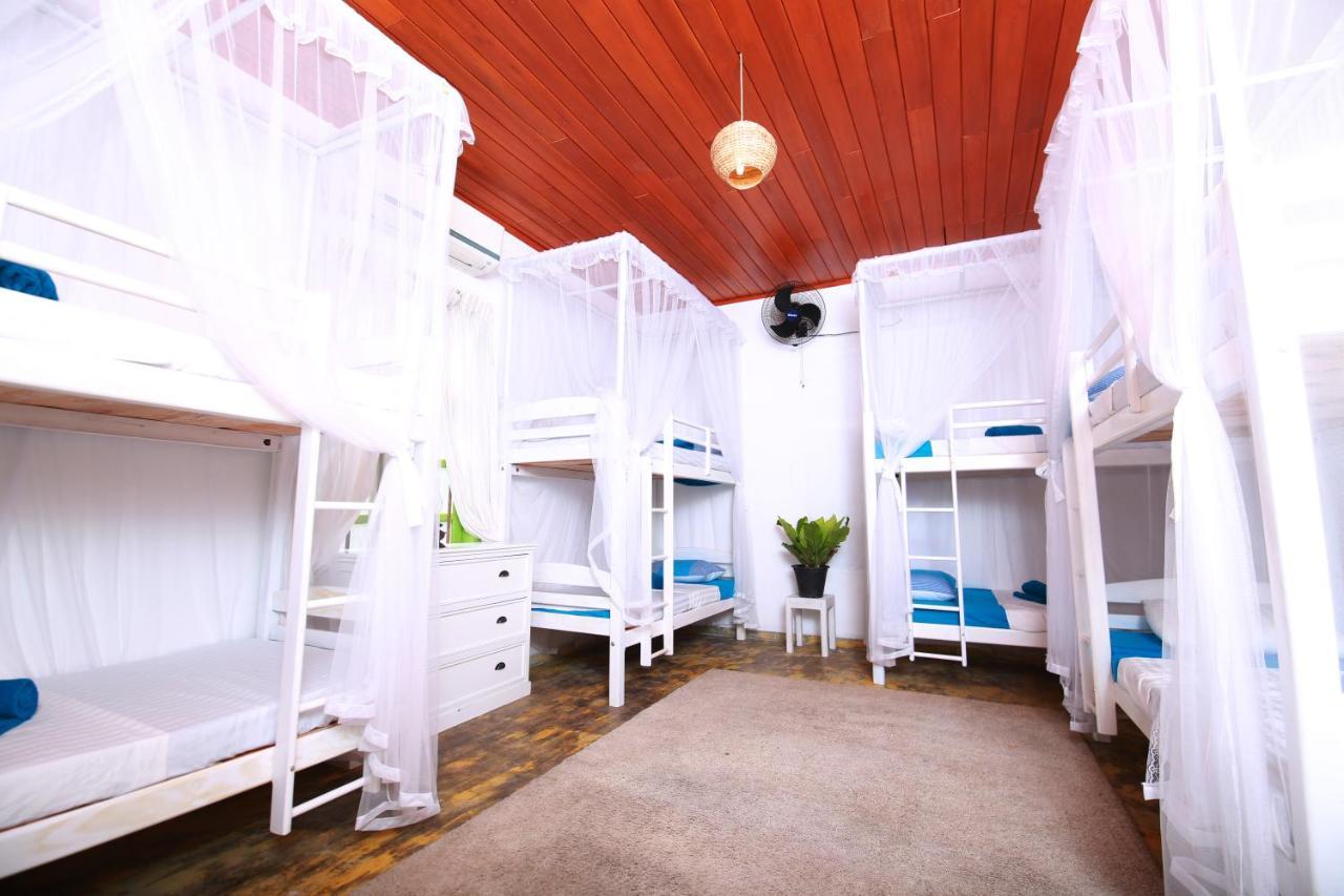 Albergue Bluefin Adventure And Deep Sea Fishing Hikkaduwa Exterior foto